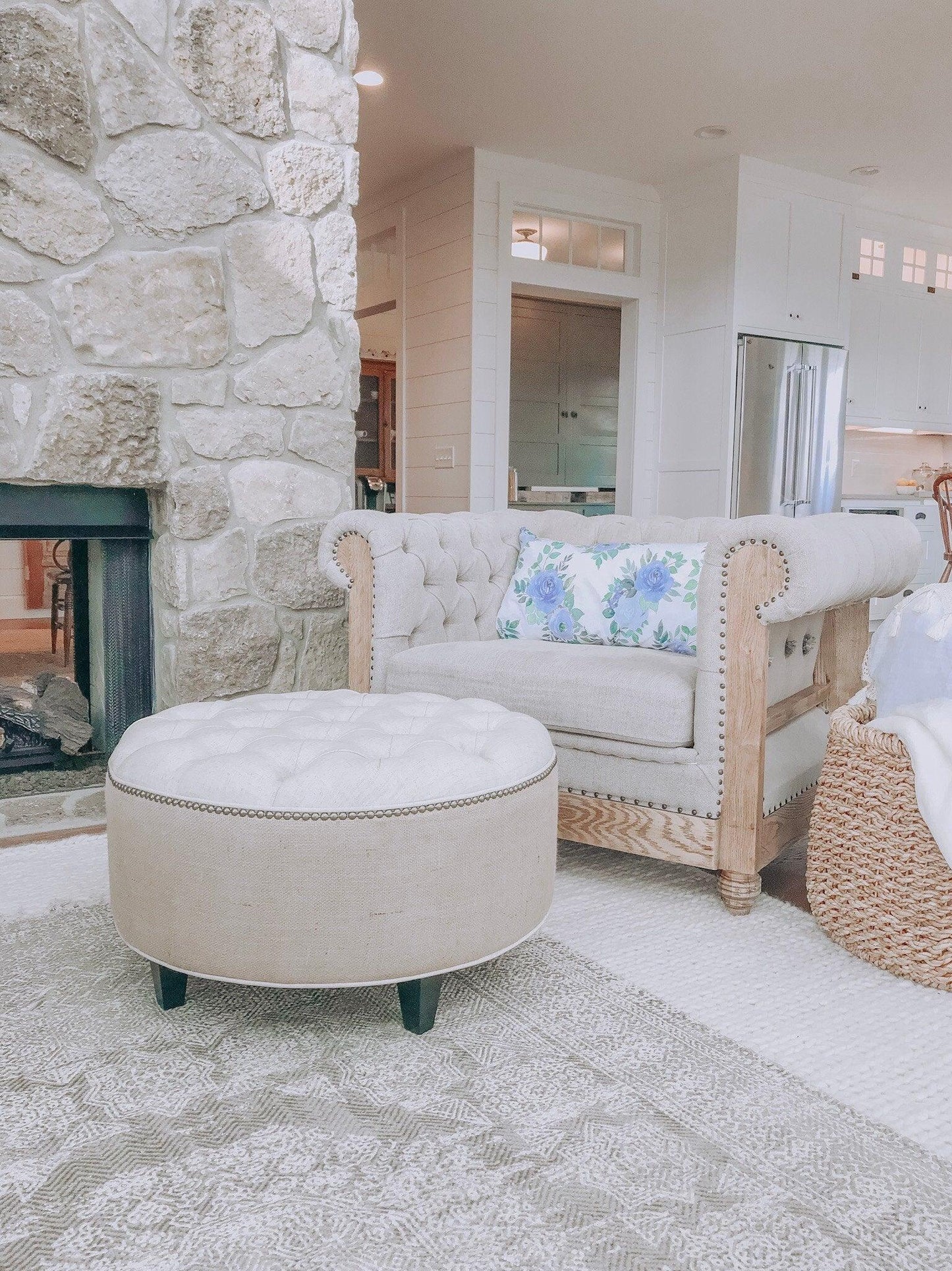 30" Tufted Linen and Burlap Ottoman Coffee Table - Design59